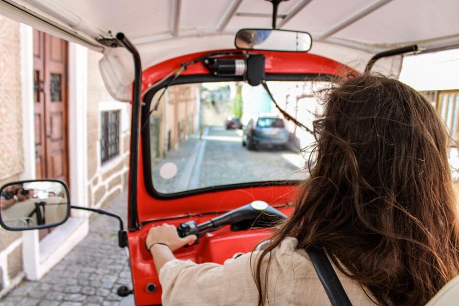 Porto: Guided Tour by Tuk-Tuk & Optional Douro River Cruise - Planning the day around both parts