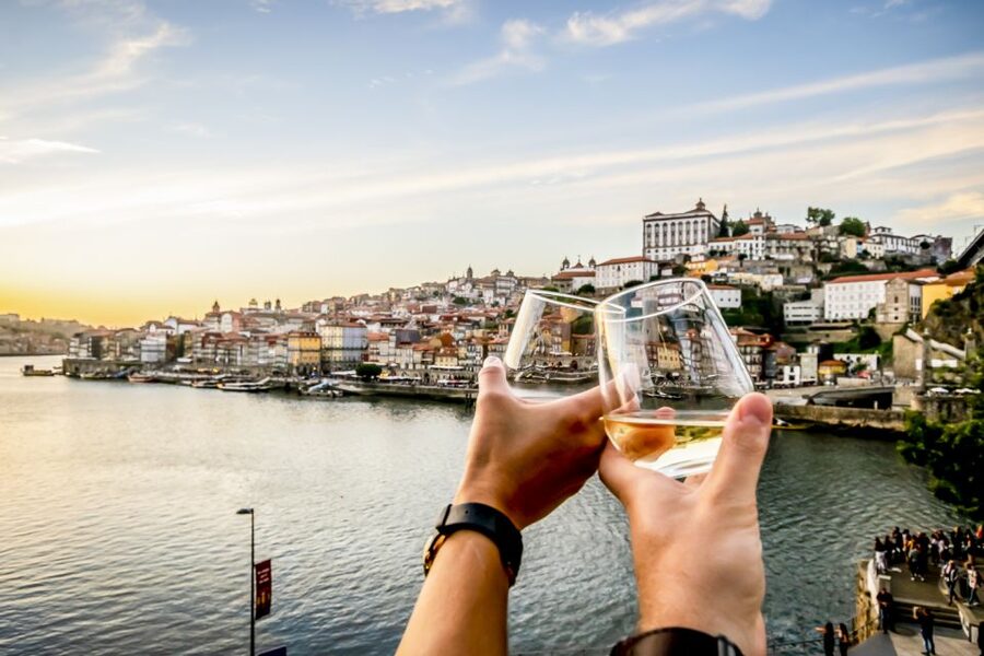 Porto: Six Bridges Cruise - How useful is the audio guide?