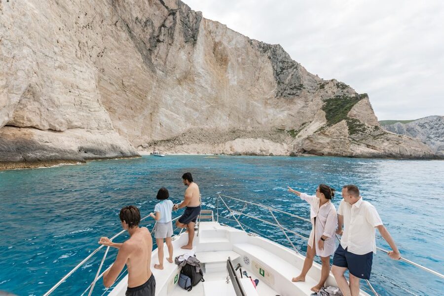 Porto Vromi: Shipwreck, Caves, & White Beach Swimming Cruise - Who will enjoy this cruise most
