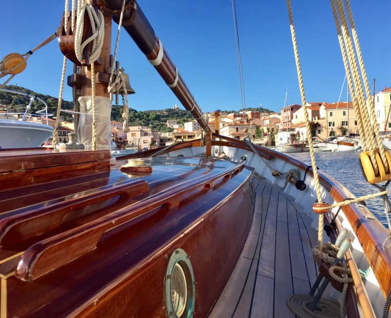 PortoS.Paolo: Half Day Traditional Boat Tour Tavolara Molara - Why the old boat matters