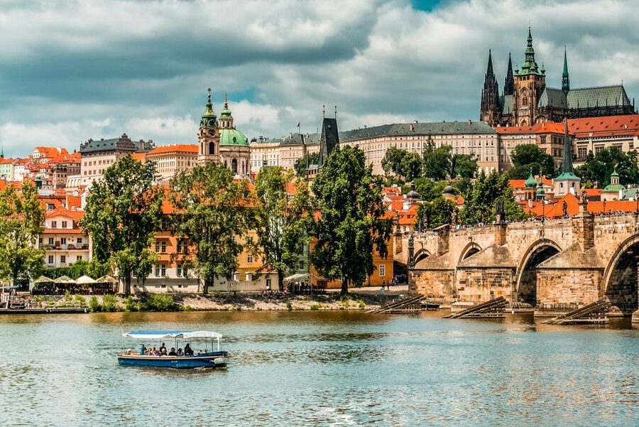 Prague: 45-Minute Sightseeing Cruise to Devil's Channel - Key points to know before you book