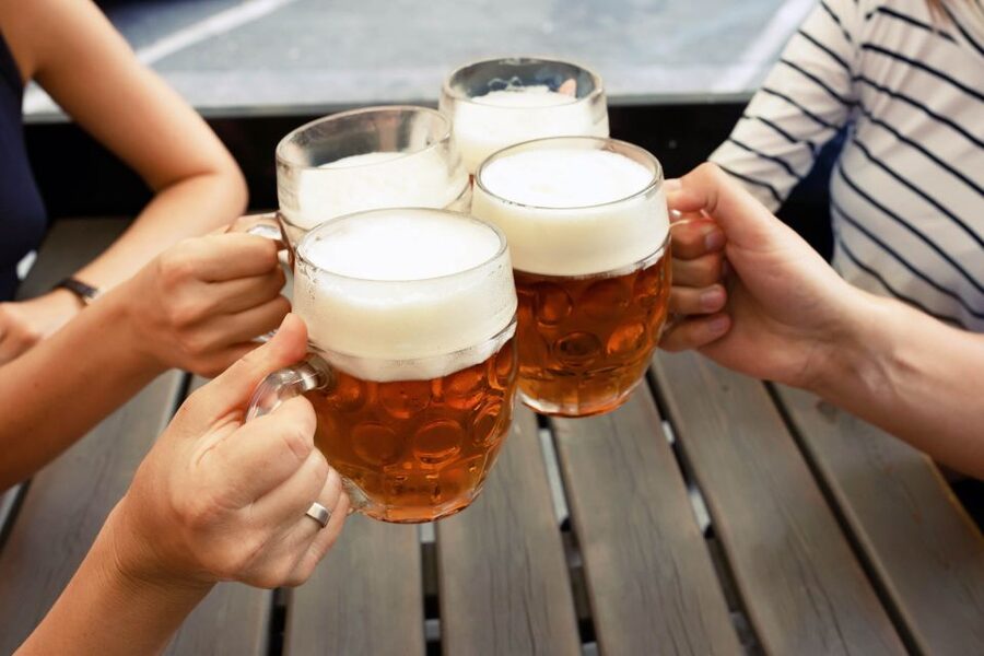 Prague: Afternoon Beer Cruise with Drinks Included - Kampa Island and the quieter side of Prague