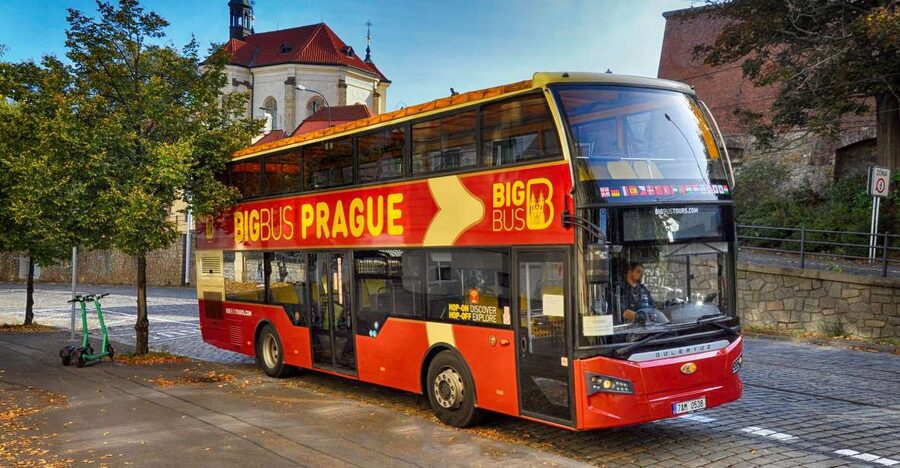 Prague: Big Bus Hop-on Hop-off, Castle Tour and River Cruise - Why this tour works well in Prague