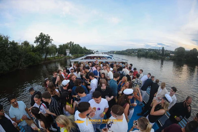 Prague : Boat Party with Afterparty at EPIC - Is $26 Good Value?