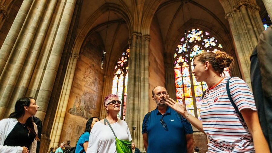 Prague Castle Interiors, Bus Tour and Vltava River Cruise - Why Prague Castle works better with a guide
