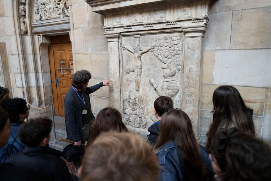 Prague Castle Interiors, Bus Tour and Vltava River Cruise - Walking, access, and timing