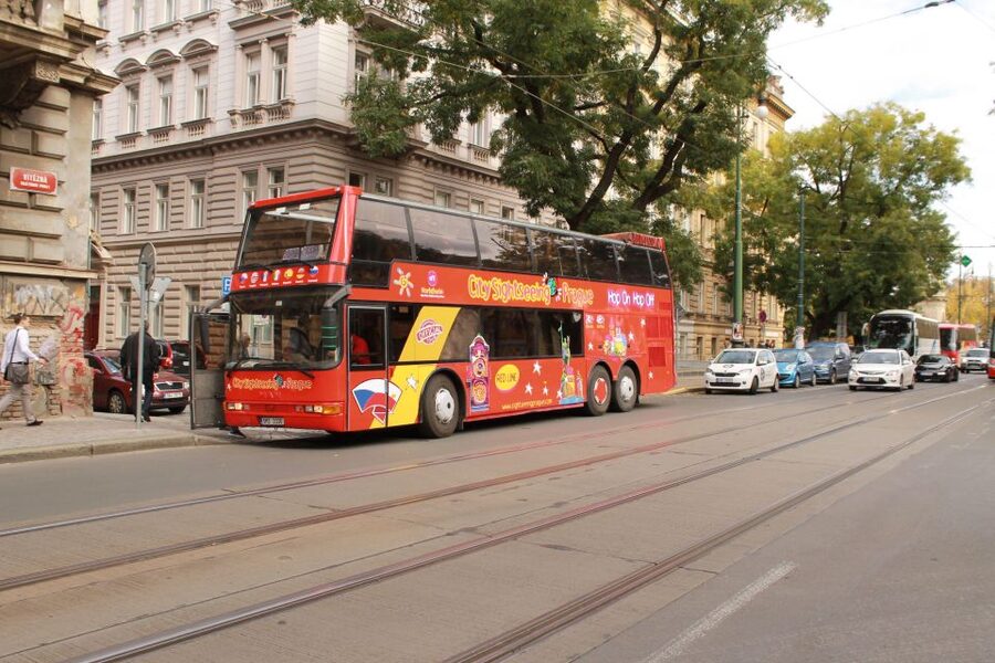 Prague: City Sightseeing HOHO Bus Tour & Optional Boat Tour - Key points to know before boarding