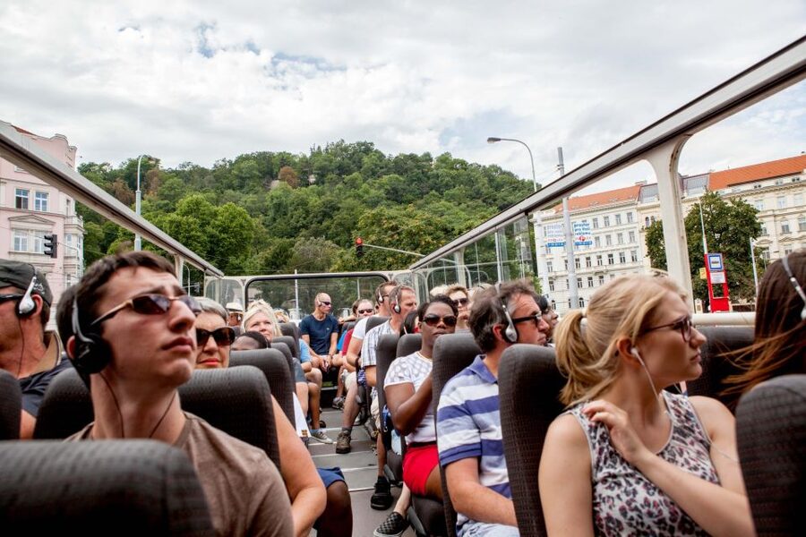 Prague: City Sightseeing HOHO Bus Tour & Optional Boat Tour - Malá Strana, Prague Castle, and Strahov