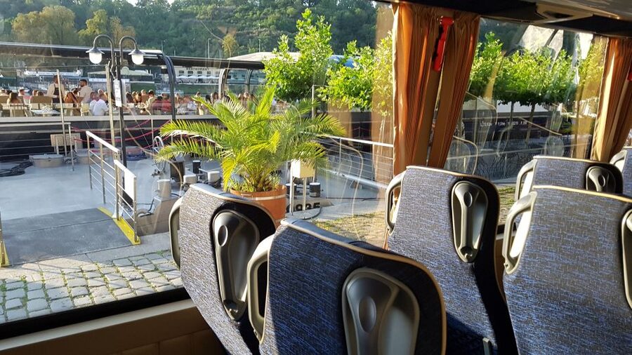 Prague: City Tour and Dinner Cruise with Hotel Pickup - Who should book this Prague night cruise?