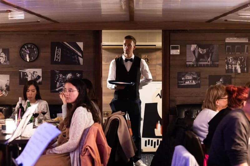 Prague: Jazz Boat Popular Live Jazz Dinner Cruise - What the music feels like onboard