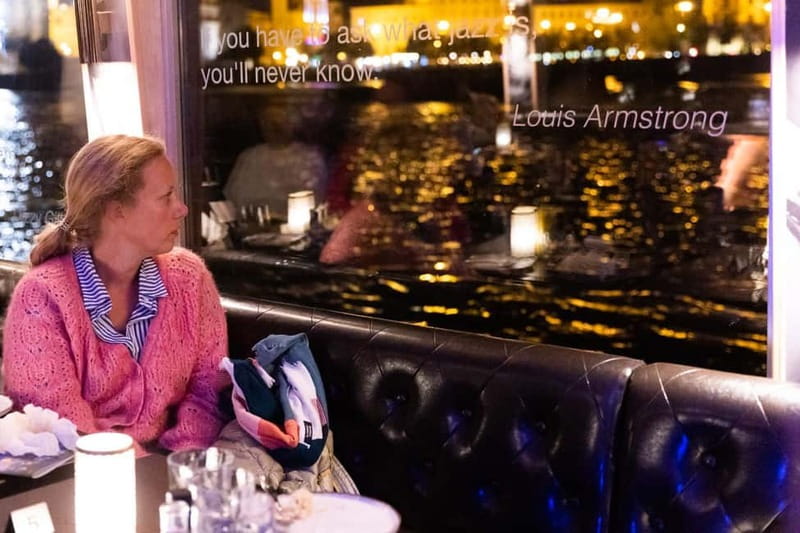 Prague: Jazz Boat Popular Live Jazz Dinner Cruise - Service, celebrations, and the social setting