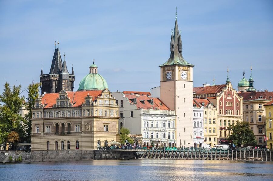 Prague: Panoramic Vltava River Cruise - Rudolfinum, Charles Bridge, and Kampa Island
