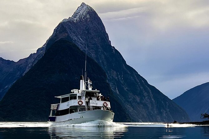 Premium Milford Sound Small Group Tour & Cruise from Queenstown - A small group makes the Milford Road easier