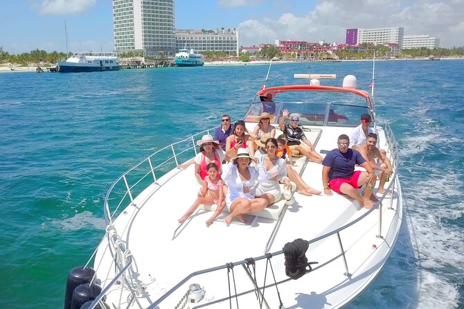 Private Luxury Yacht 55FT Rental in Cancun - Six and eight hours: the full island day