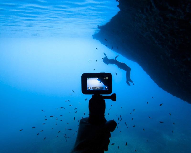 Procida: Boat Tour with Swimming Stops and Underwater Photos - Underwater photos and the small catch