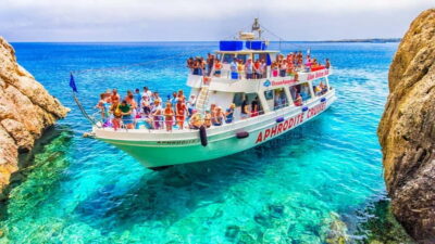 Protaras: Turtle Cove & Blue Lagoon Cruise