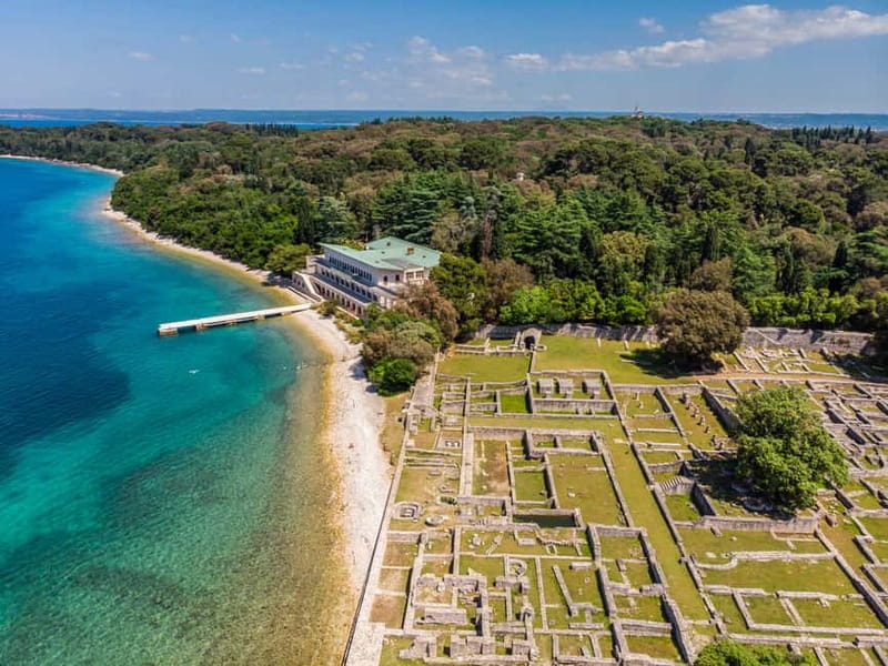 Pula: All-Inclusive Brijuni Boat Tour w Lunch, Drinks & Swim - Two hours in Fažana: swim, stroll, or sit by the water