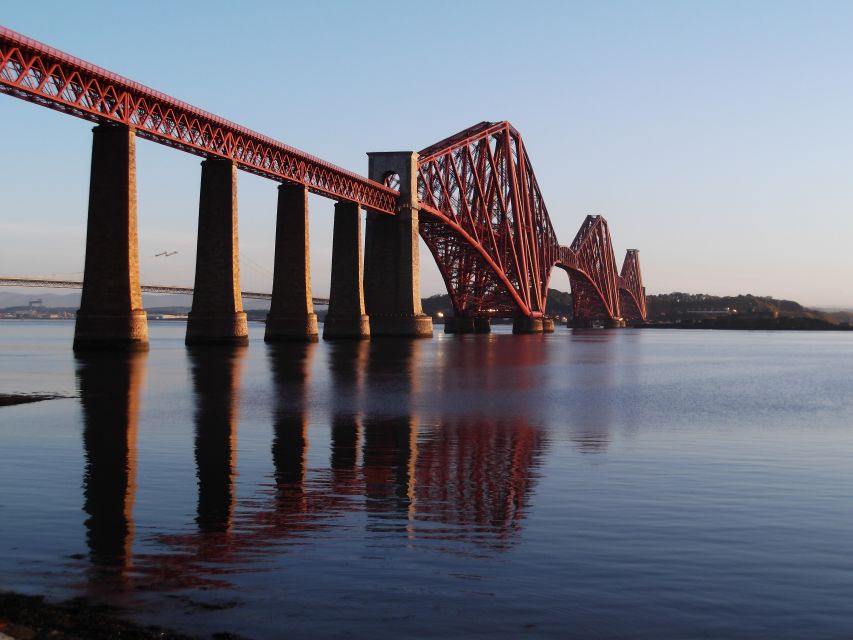 Queensferry: Sightseeing Cruise to Inchcolm Island - Inchcolm Abbey is the island’s main reward