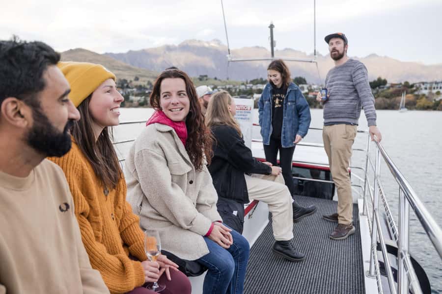 Queenstown: Lake Wakatipu Scenic Cruise - A quiet drink while the scenery changes