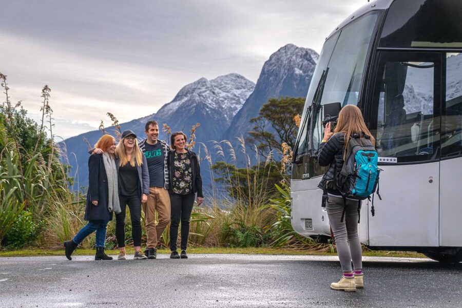 Queenstown: Milford Sound Coach & Cruise Full-Day Trip - What Lunch and Tea Add to the Day