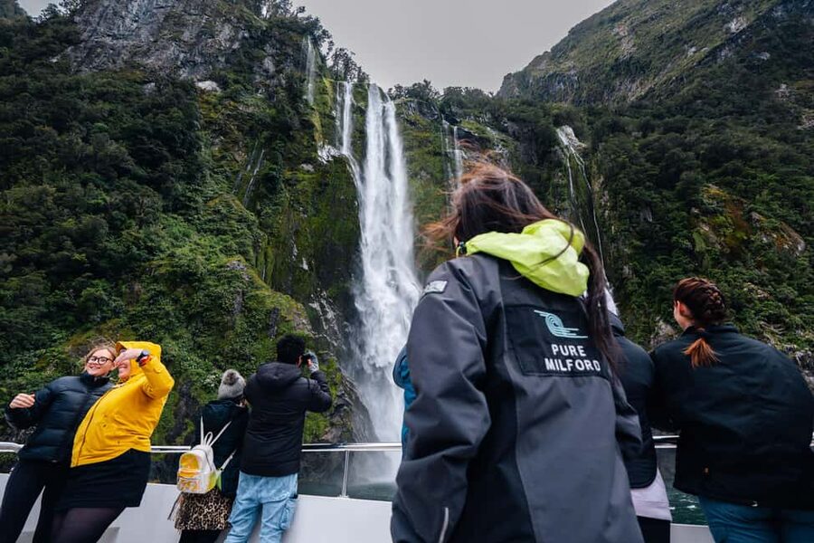 Queenstown: Milford Sound Coach & Cruise Full-Day Trip - Weather, Clothing, and Smart Packing