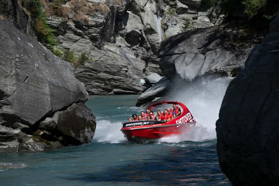 Queenstown: Shotover River Extreme Jet Boat Experience - Racing into the Shotover Canyon