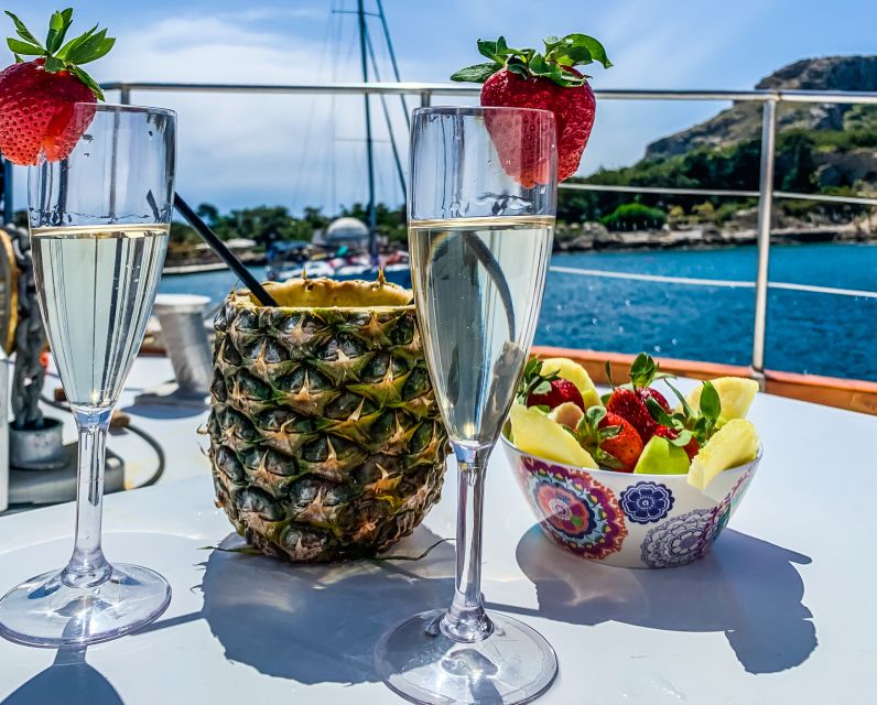 Rhodes: Cruise with 3 Stops, Lunch and Unlimited Drinks - Kallithea Springs: clear water and ladders into the sea
