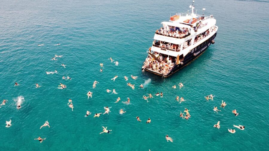 Rhodes: Lindos Cruise with 2 Swim Stops - Tsambika Beach and the final swim
