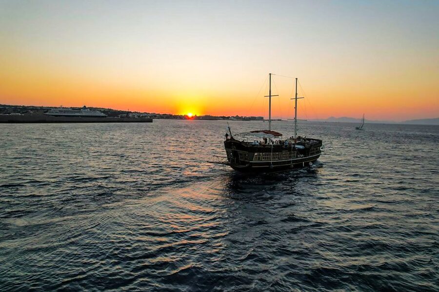 Rhodes: Sunset Cruise with Greek BBQ and Unlimited Drinks - Kallithea Springs and the one-hour swim stop