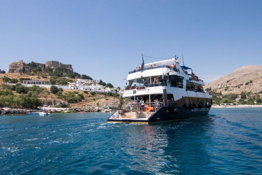 Rhodes Town: Boat Trip to Symi Island and St Marina Bay - Three hours to eat, shop, and wander