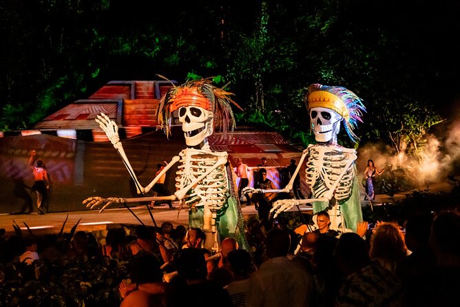 Rhythms of the night, Sunset Cruise, Candlelit Dinner & Alma Show - What the $129 price really buys