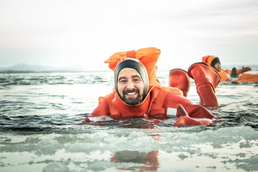 Rovaniemi: Icebreaker Cruise with Ice Floating and Transfer - Should you book the icebreaker day trip?