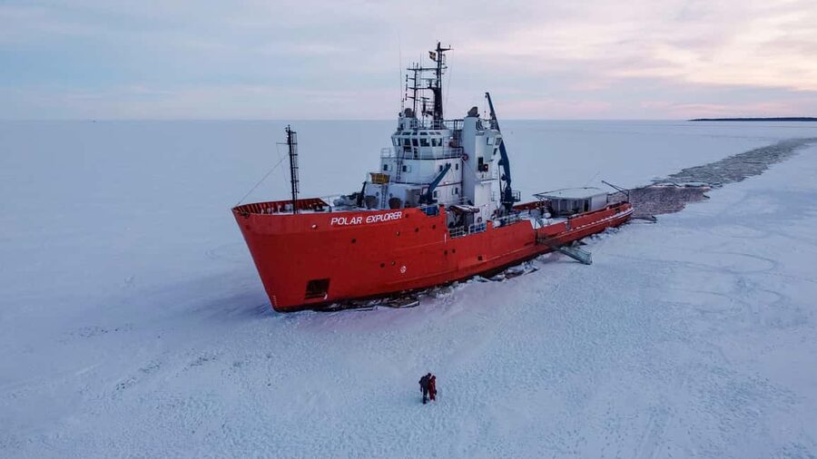 Rovaniemi: Icebreaker Cruise with Ice Floating and Transfer - From Rovaniemi to Axelsvik, a long but scenic transfer