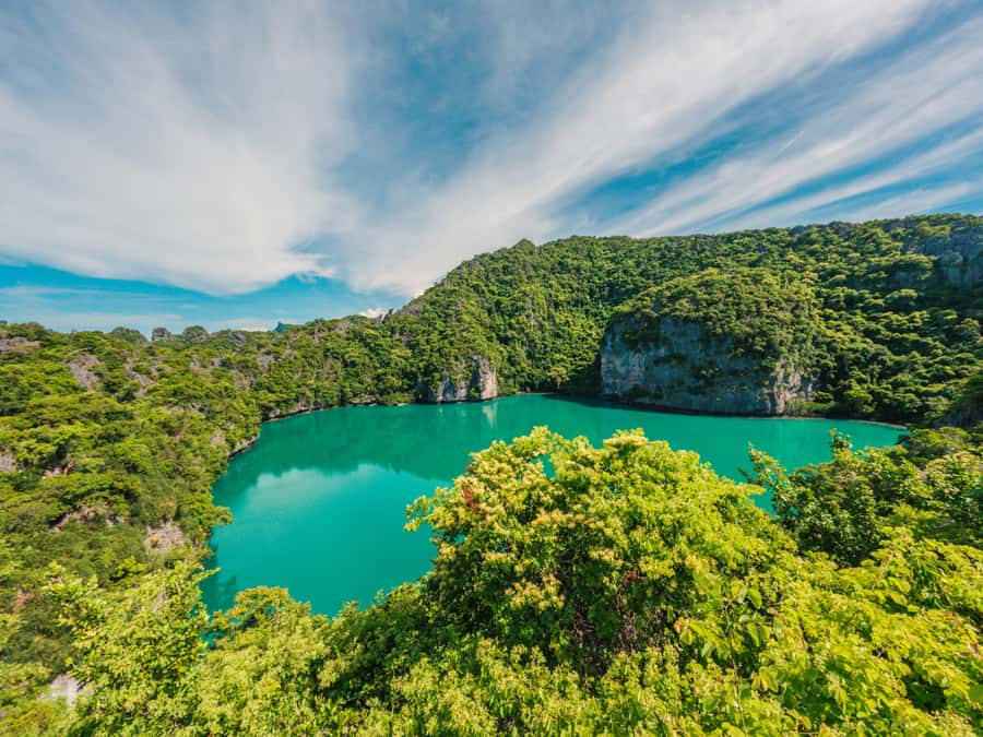 Samui: Angthong Marine Park Boat Tour w/ Transfer and Meals - Lunch, fruit, and the practical value of the boat