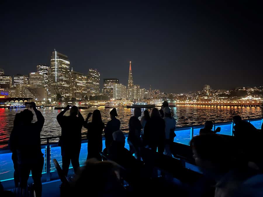 San Francisco: California Sunset Cruise (2-hours) - The run toward the Golden Gate Bridge