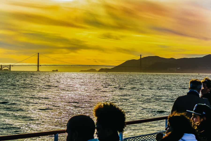 San Francisco: California Sunset Cruise (2-hours) - What the boat provides onboard
