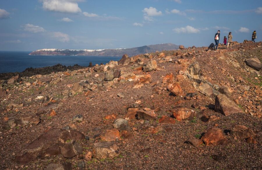 Santorini: Thirassia Islands and Volcano Guided Cruise - Boat comfort, group size, and the guide