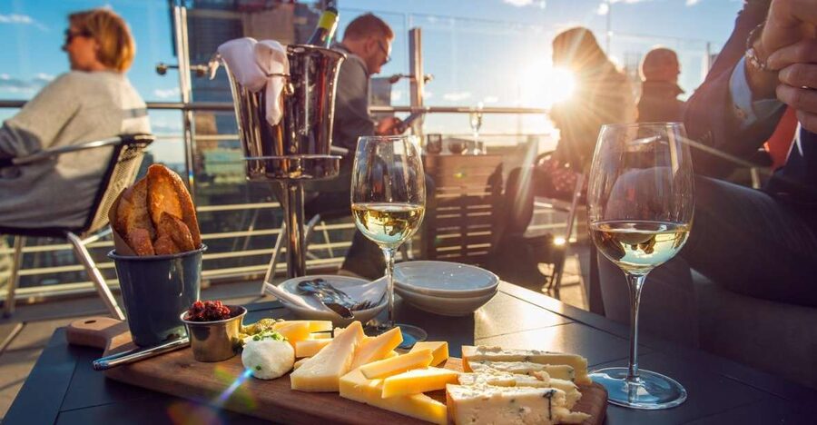 Santorini: Volcano and Hot Springs Sunset Dinner Cruise - Getting from your hotel to Athinios Port