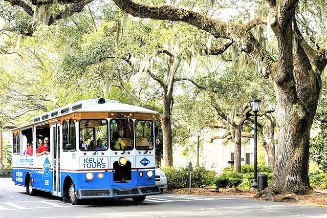 Savannah Land & Sea Combo: City Sightseeing Trolley Tour with Riverboat Cruise - Churches, mansions, and the Victorian District