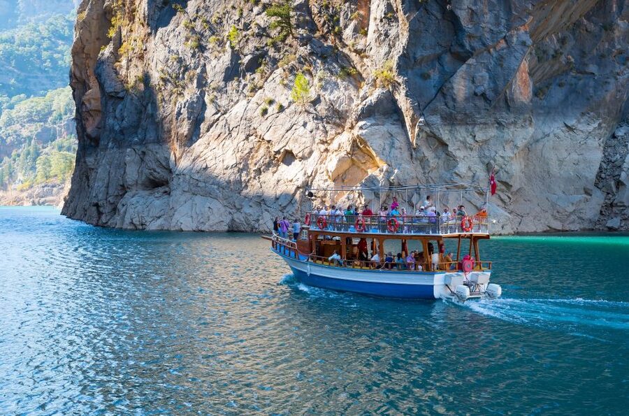 Side: Green Canyon Jeep and Boat Tour with Lunch - Oymapınar village views and local life