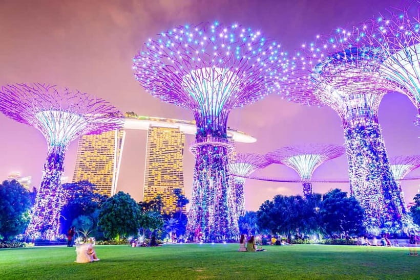 Singapore River Cruise, Garden Rhapsody & Spectra by CYT - Clarke Quay and the river at evening