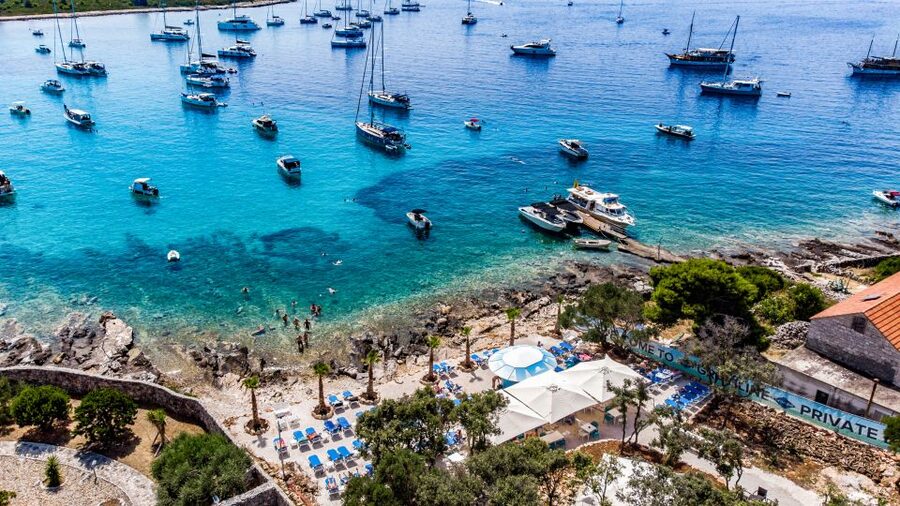 Split: Blue Lagoon 3 Islands All-Inclusive Cruise with Lunch - Boat comfort, weather, and what to pack
