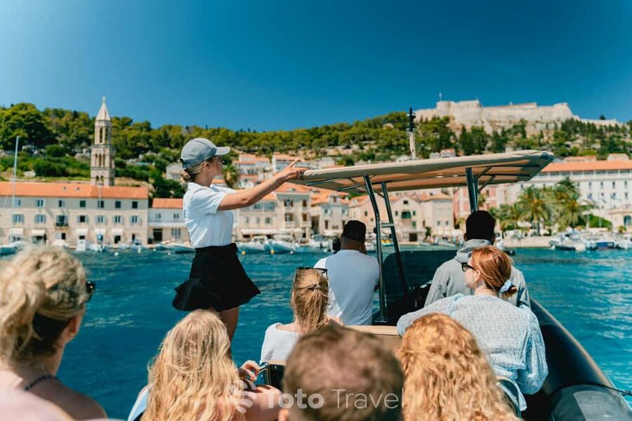 Split/Podstrana: Blue Cave, Hvar & 6 Islands Speedboat Trip - Milna on Brač, a gentle finish