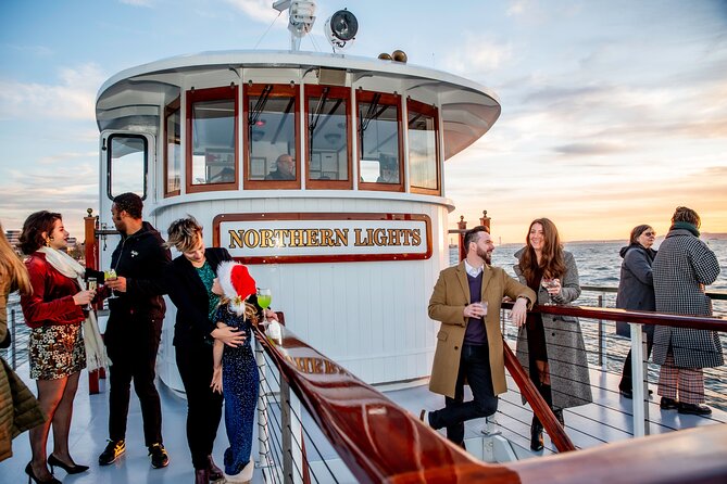 Statue of Liberty and New York City Skyline Sightseeing Cruise - Timing, weather, and useful planning tips