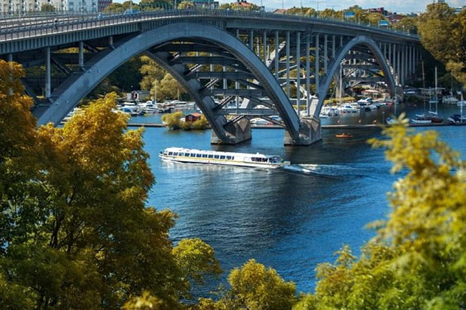 Stockholm: Highlights Boat Tour - Boarding at Strömkajen and choosing your seat