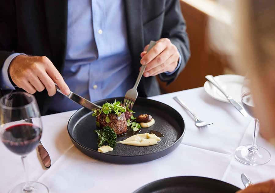 Sydney: Harbour Dinner Cruise with 3, 4 or 6-Course Menu - Service, music, and the onboard mood