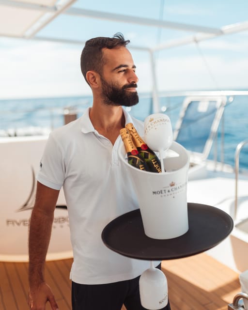Tenerife: Catamaran Cruise with Brunch and Unlimited Drinks - Unlimited drinks, brunch, and the true cost of the trip