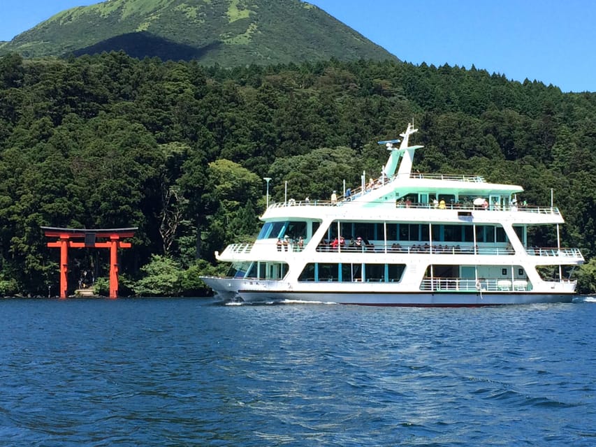 Tokyo Mt Fuji 5th St & Hakone Cruise Bus Tour w/Bullet Train - Guides, group rhythm, and language support