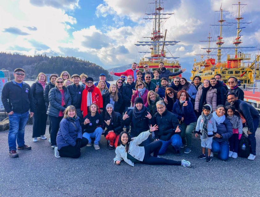 Tokyo: Mt. Fuji 5th Station & Hakone Cruise 1-Day Bus Tour - What the guides add
