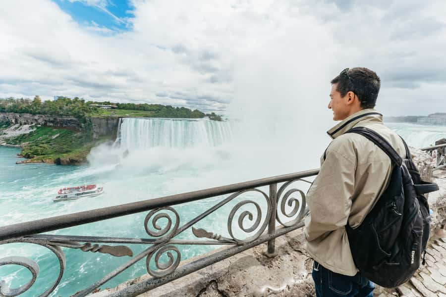 Toronto: Falls Day Tour with Boat Cruise & Niagara-the-Lake - Comfort, timing, and what to bring
